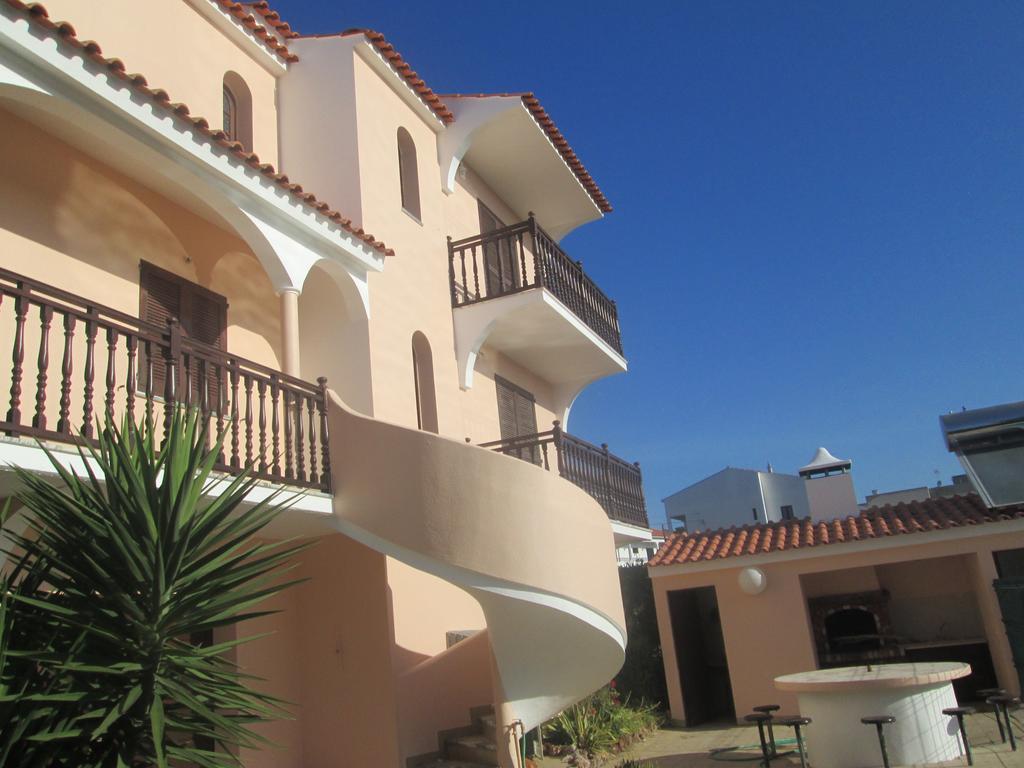 Vivendas Costa Barros da Fonte Santa 外观 照片